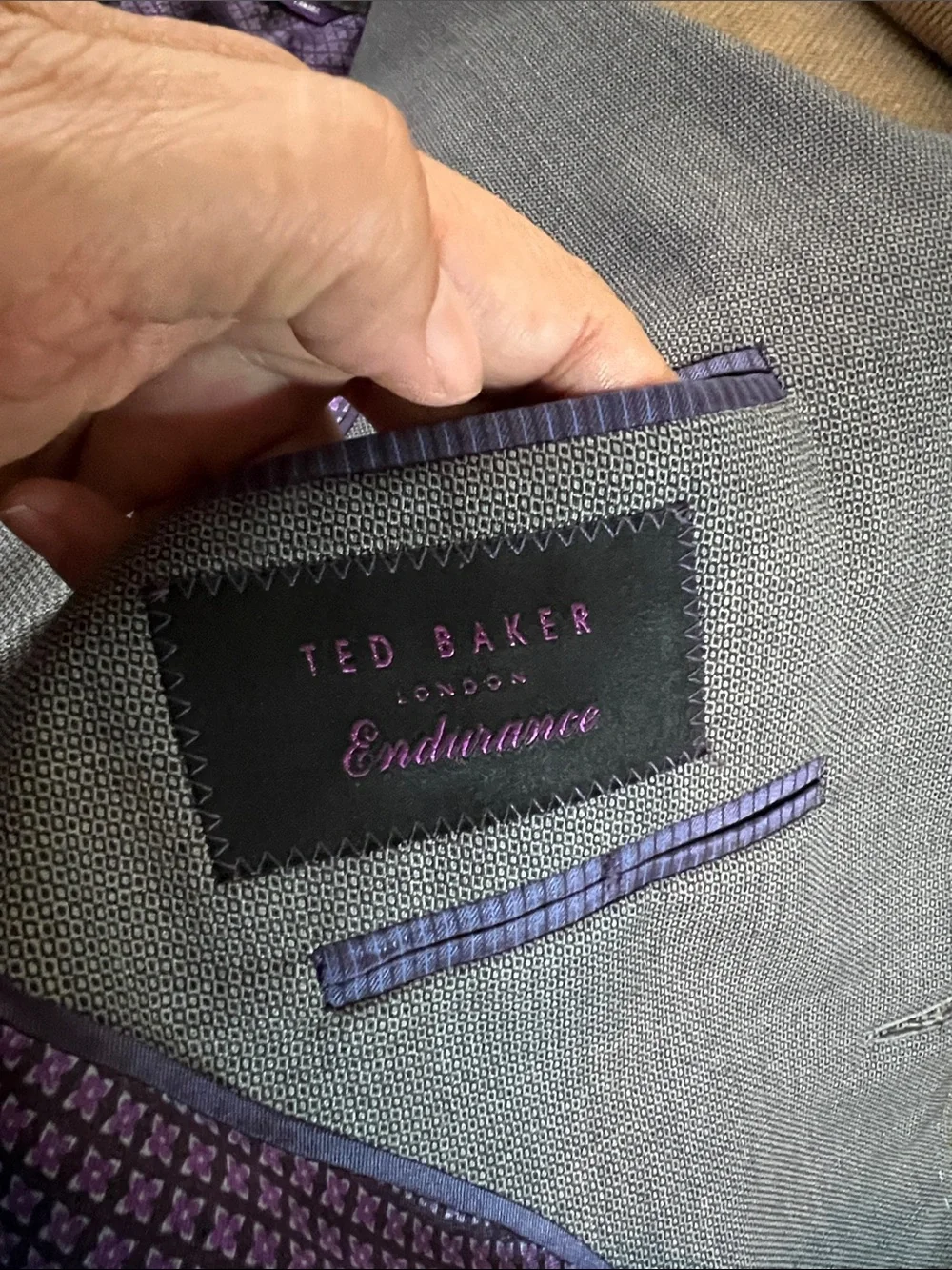 Ted Baker Gray Sport Coat with Purple Patterned Lining 100%‎ wool size 38R